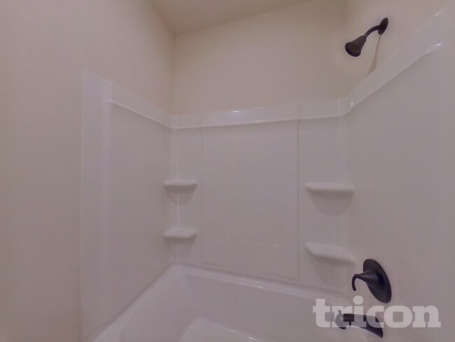 Building Photo - 7121 Jerimoth Dr