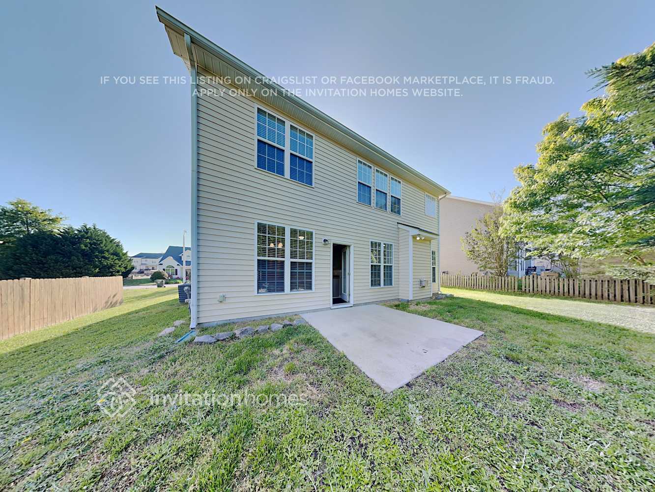 Building Photo - 147 Red Lake St
