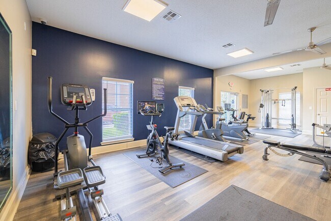 Building Photo - Get a $350 Gift Card + Spacious 1-Bed Home!