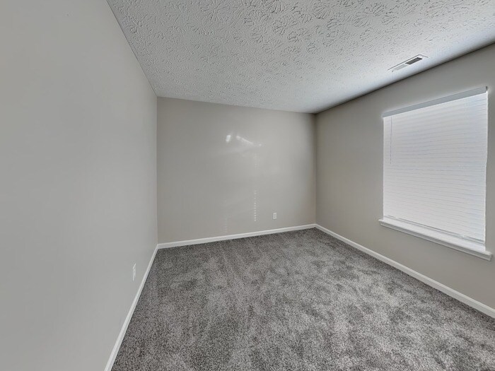 Building Photo - 1034 Halifax Ln