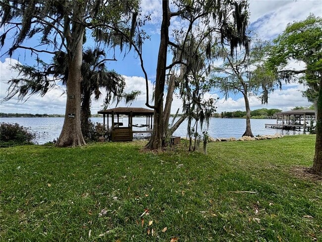 Building Photo - 438 Lakeview Ave