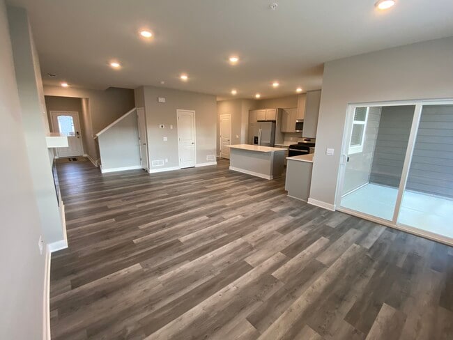 Building Photo - 17079 Dysart Pl