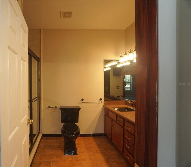Building Photo - 3603 S Belcher Dr