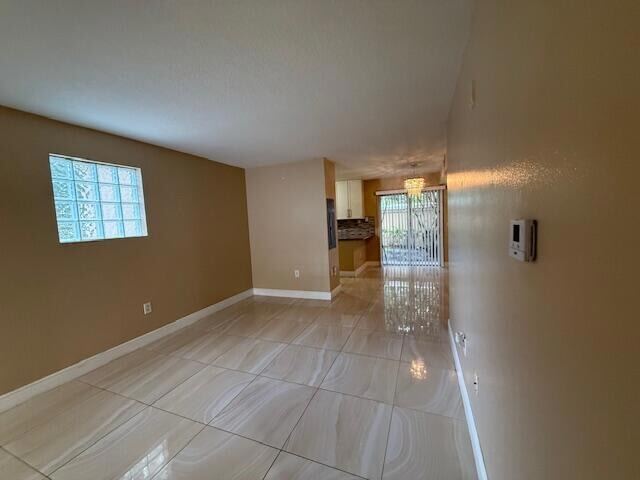 Building Photo - 3760 N Jog Rd