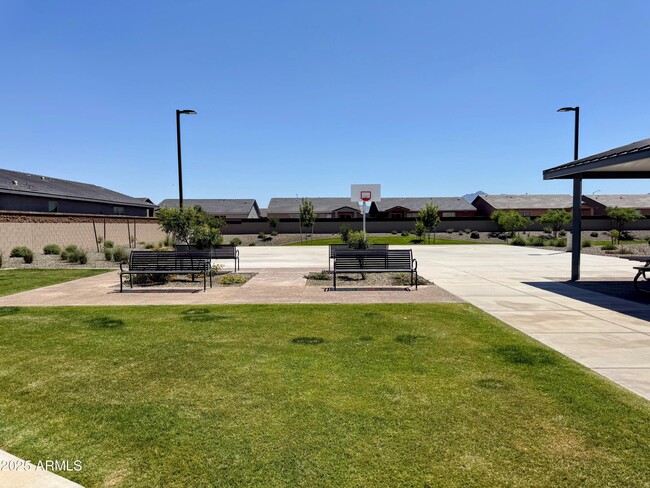Building Photo - 3814 S 87th Dr