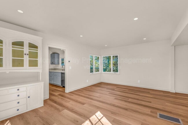 Building Photo - 214 Upper Walden Rd