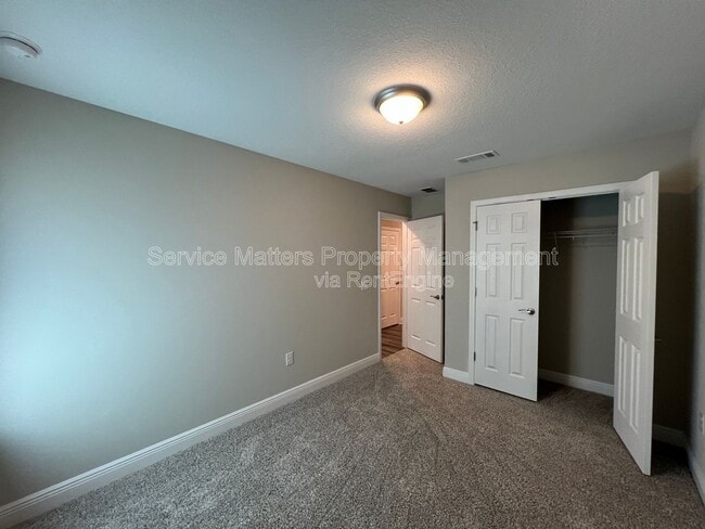 Building Photo - 2965 N 14th Ave