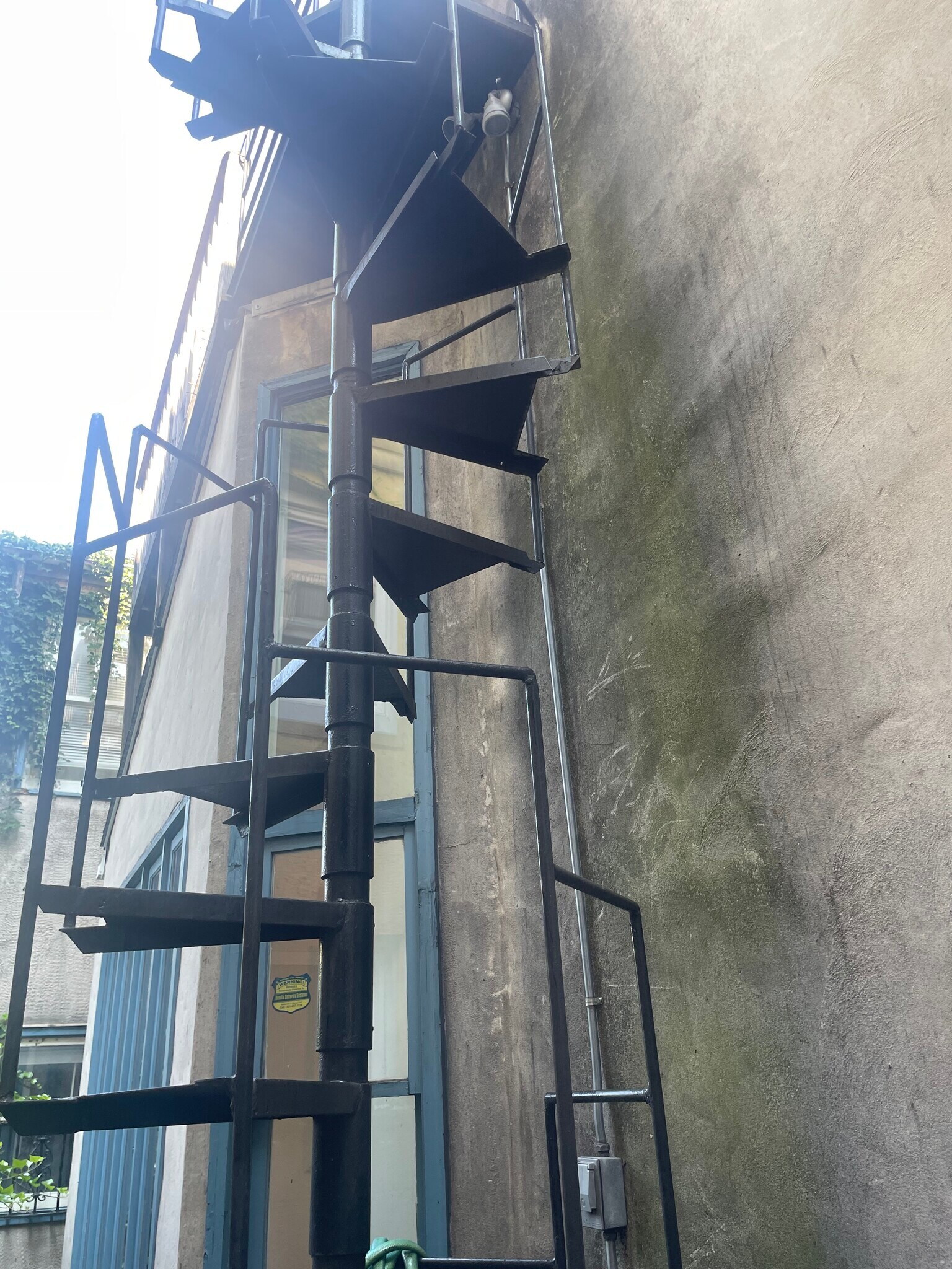 Building Photo - 704 S Bethel St