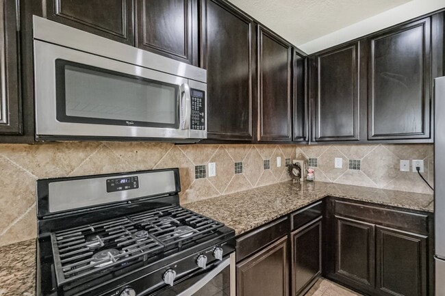 Building Photo - 18607 Shavano Ct