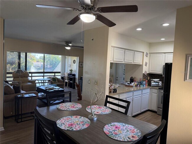 Building Photo - 5631 Ashton Lake Dr