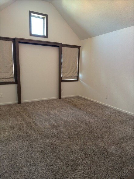 Building Photo - 1555 Rustling Creek Dr