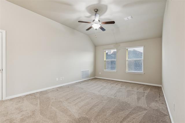 Building Photo - 5001 Bluewater Dr