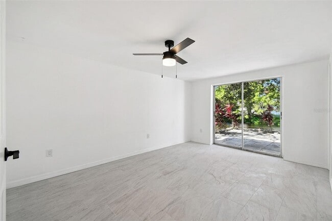 Building Photo - 3513 Landale Dr