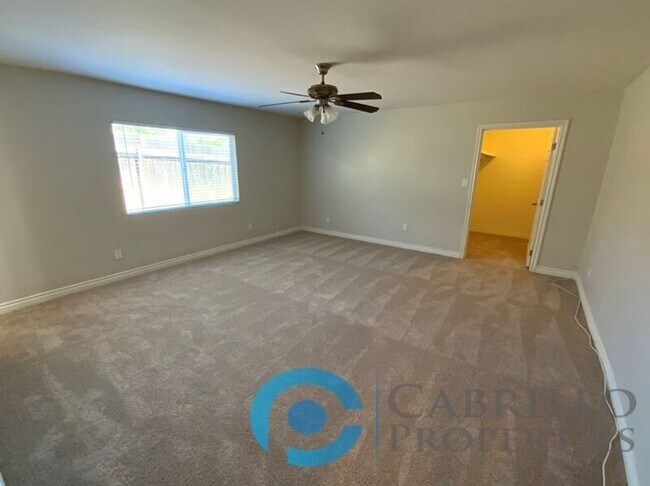 Building Photo - 1113 Flamingo Ave
