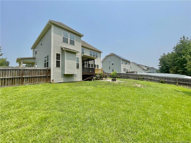 Building Photo - 4033 Hunting Path Dr