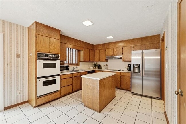 Building Photo - 3655 Winters Hill Dr