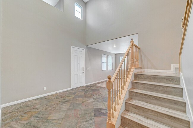 Building Photo - 1st MONTH FREE! Lone Mountain Heights Luxu...