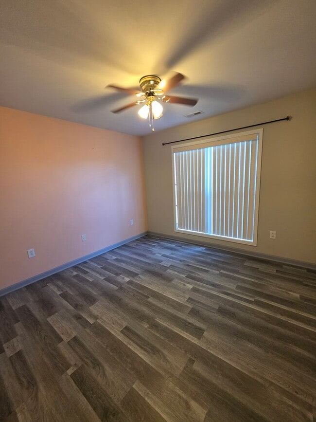 Building Photo - 3 Bed, 2 Bath Family Home in Moore, SC