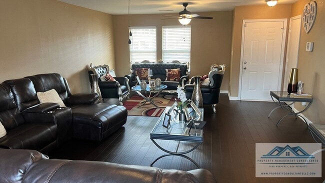 Building Photo - 182 Forestbrook Dr