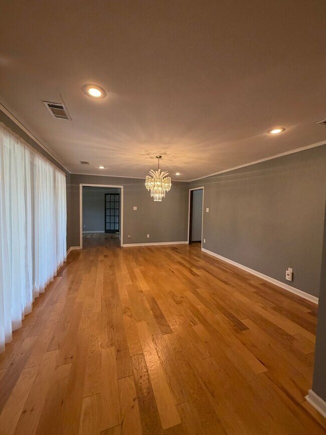 Building Photo - 1101 Silverwood Cove