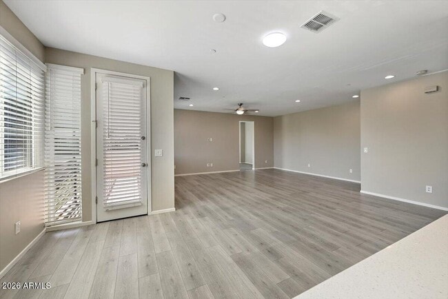 Building Photo - 1250 Abbey Ln