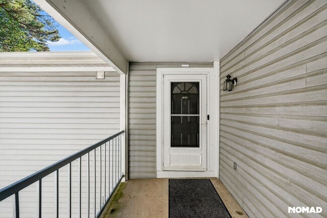 Building Photo - 1483 Keys Crossing Dr NE