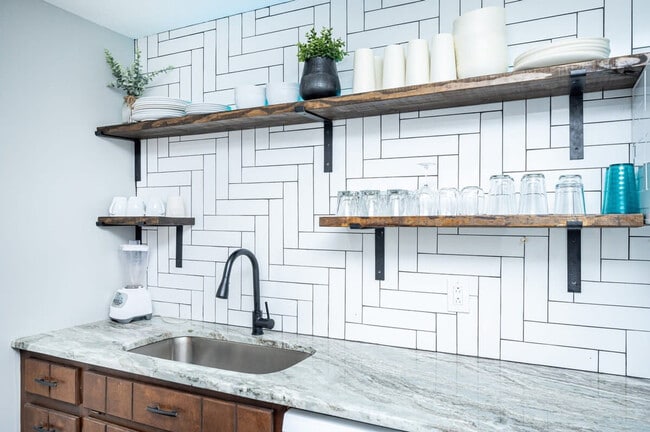 Building Photo - 215 Piedmont Ave NE