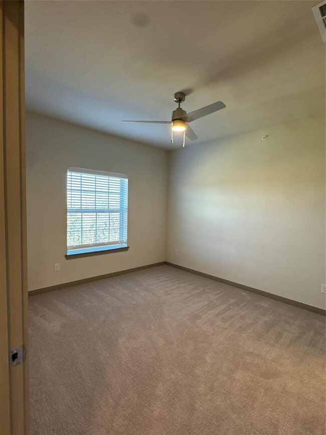 Building Photo - 691 Union Chapel Rd