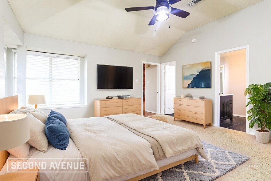 Building Photo - 7002 Hawaii Ln