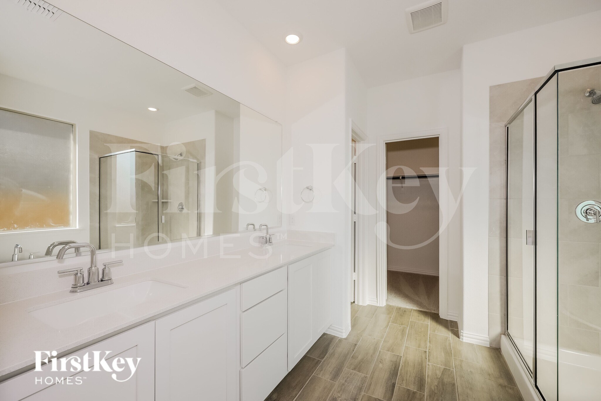 Building Photo - 2529 Olvera Ct