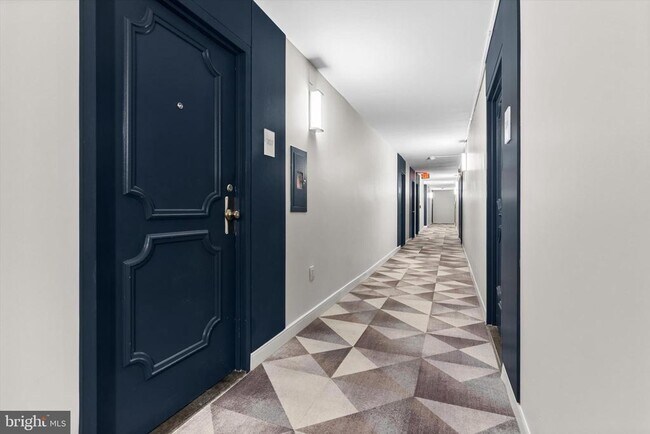 Building Photo - 1325 18th St NW