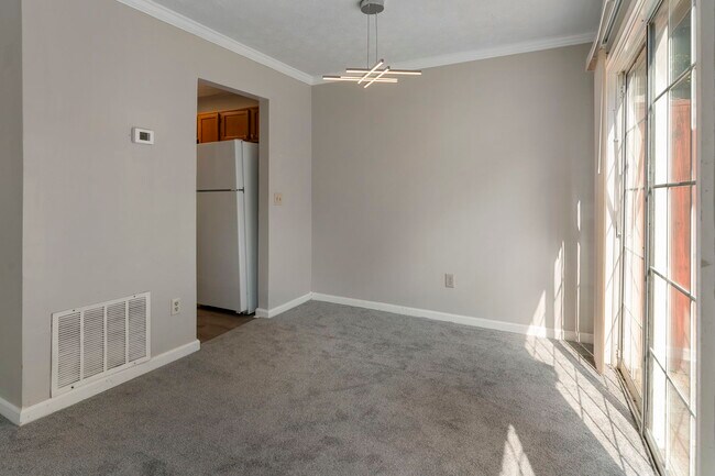 Building Photo - 3464 Kingswood Trail