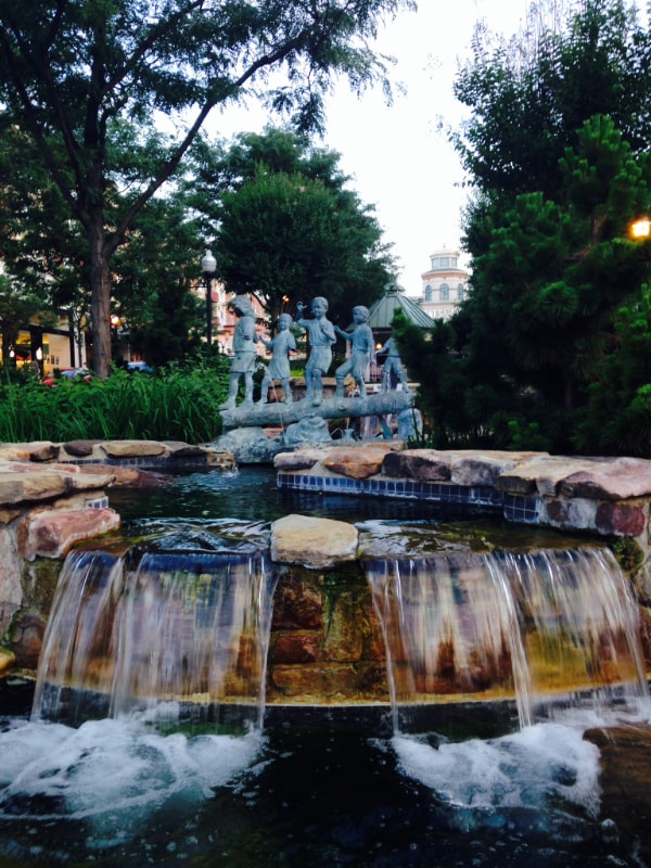 Building Photo - 1021 N Garfield St