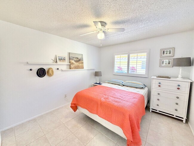 Building Photo - ** GLADES COUNTRY CLUB ** 2 BED / 2 BATH - VILLA - BUNDLED GOLF MEMBERSHIP - ANNUAL RENTAL