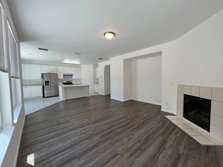Building Photo - 120 Stone Valley Cir