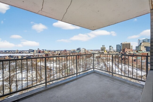 Building Photo - 151 Tremont St