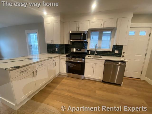 Building Photo - 67 Newbern Ave