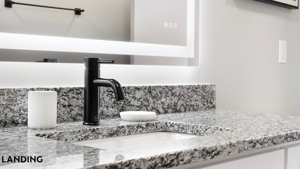 Building Photo - 49 Boulevard SE