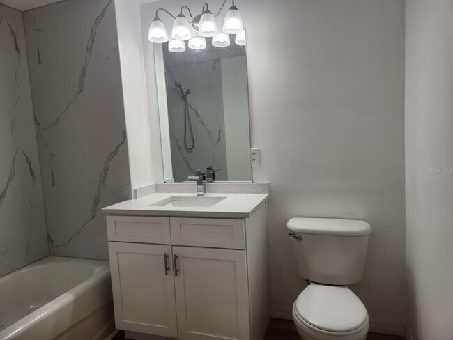 Building Photo - 10873 Windsor Walk Dr