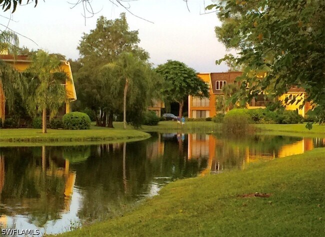 Building Photo - 1645 Spoonbill Ln