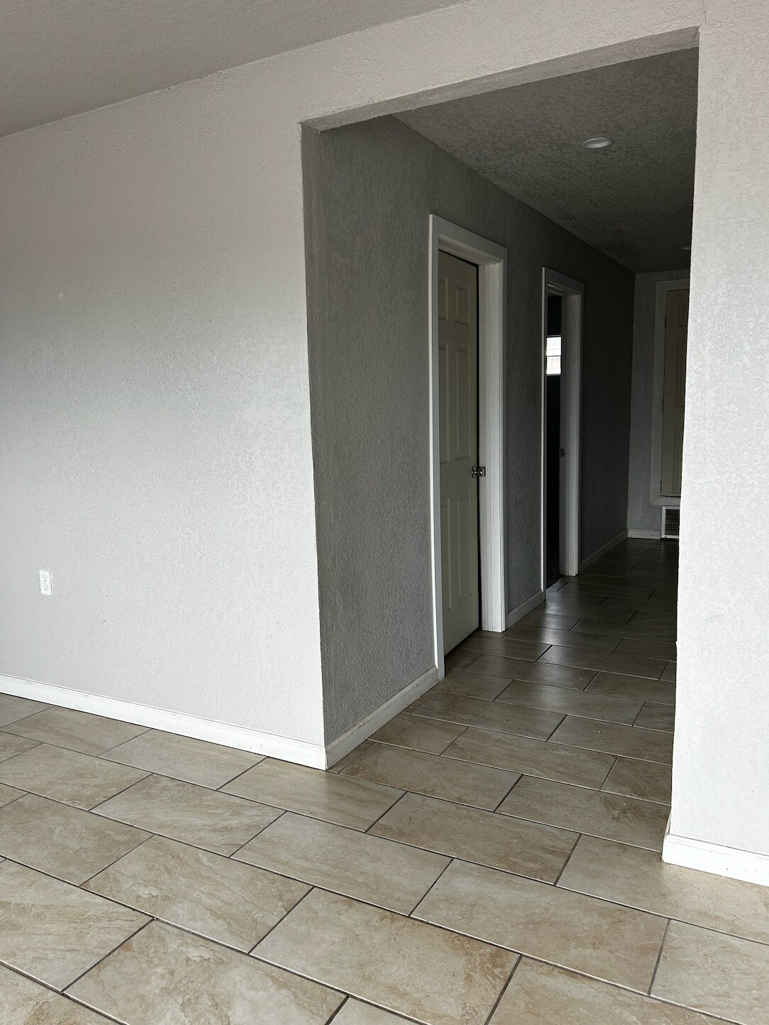 Building Photo - 12388 Campo Bello Dr