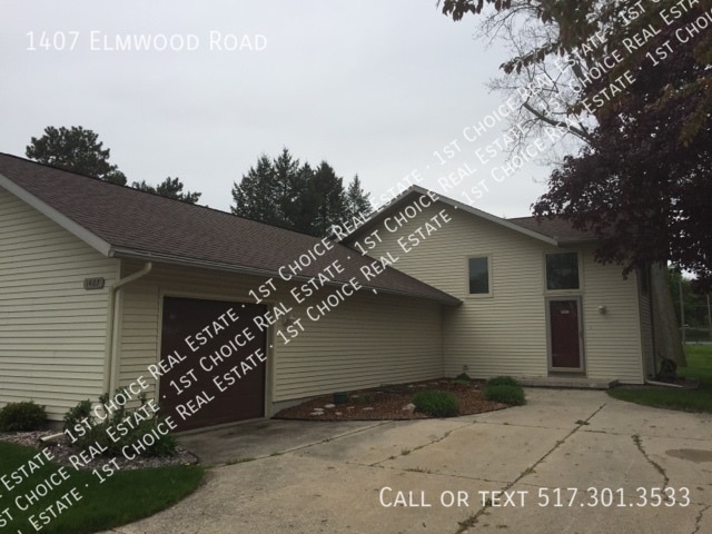 Primary Photo - 1407 Elmwood Rd