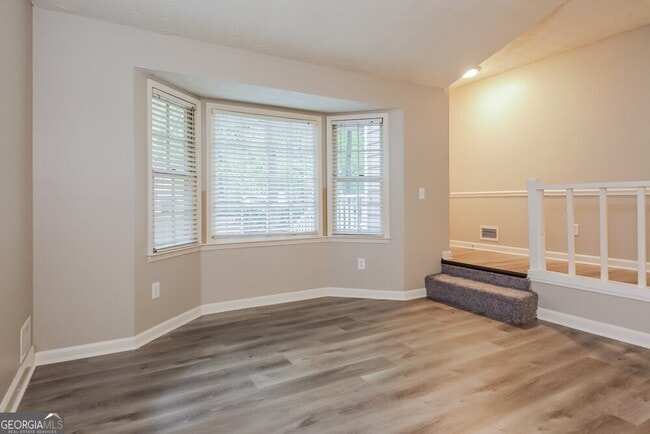Building Photo - 1019 River Stone Ct