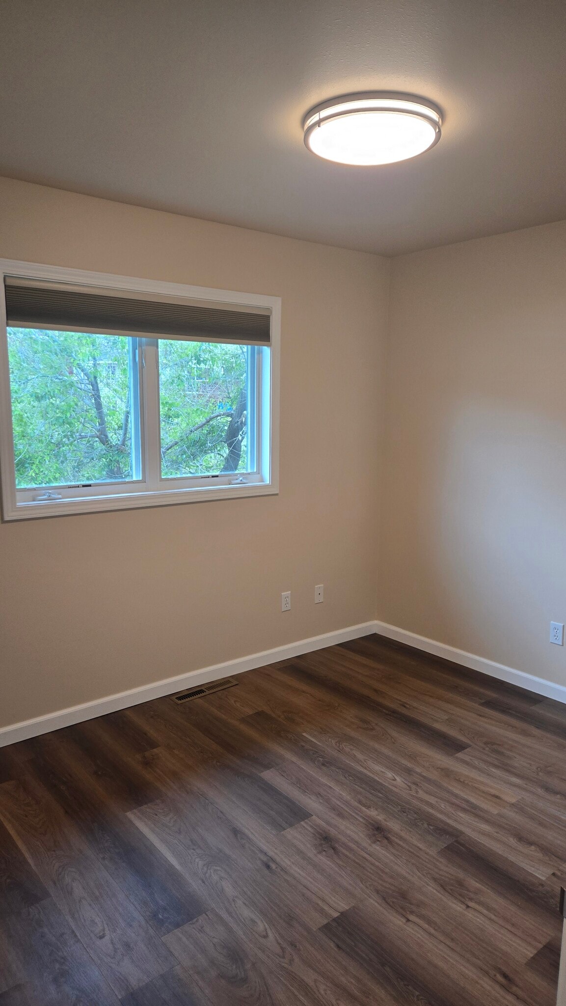 2nd bdrm - 116 Dayspring Loop