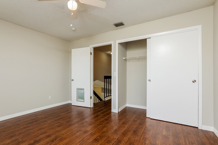 Building Photo - 1685 Torrington Cir
