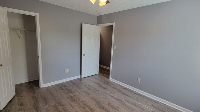 Building Photo - Garden Villa Estates