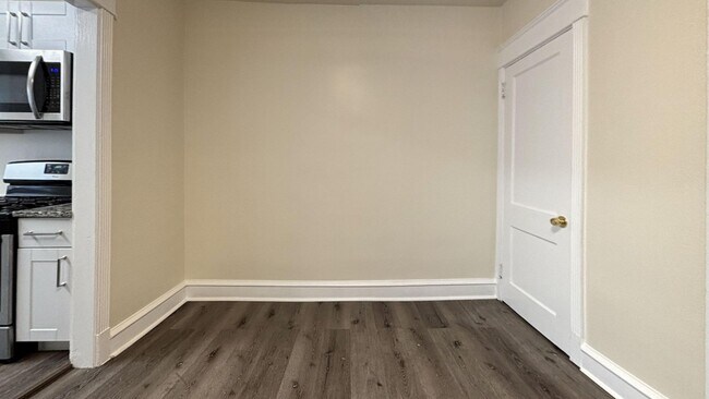 Building Photo - Beautiful TWO Bedroom Home for Rent wt Bonus Room