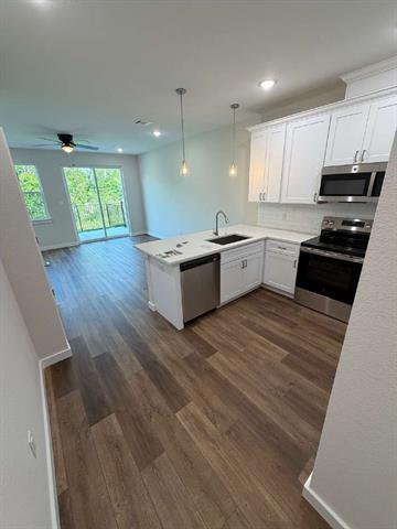 Building Photo - 573 Galt Dr