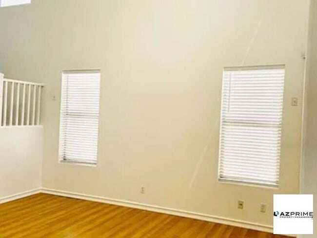 Building Photo - JUST PAINTED