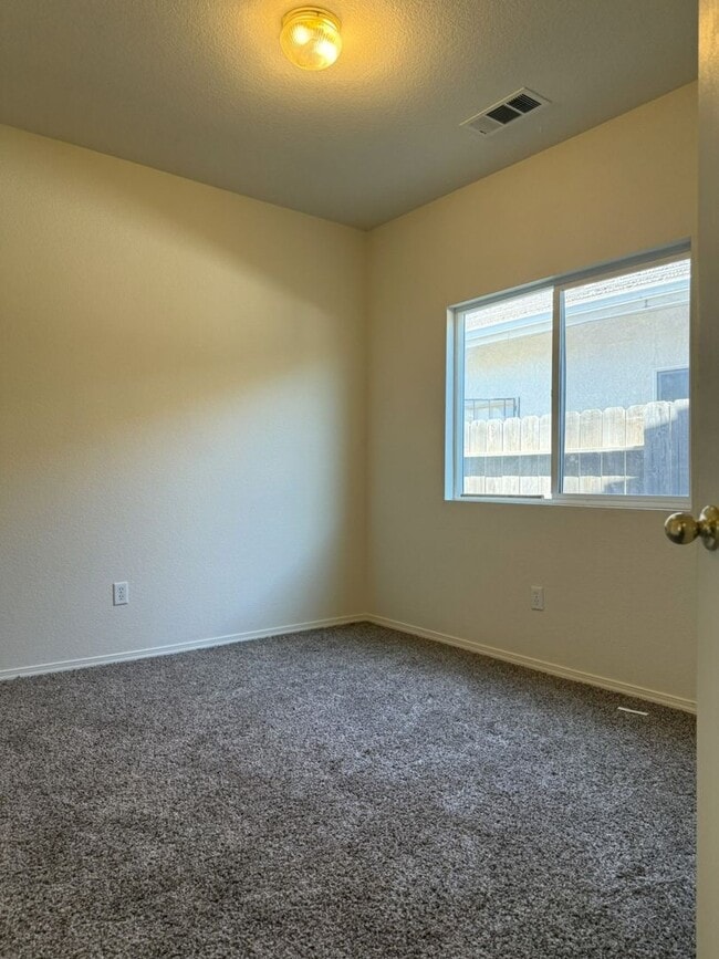 Building Photo - 2675 Antares Ct